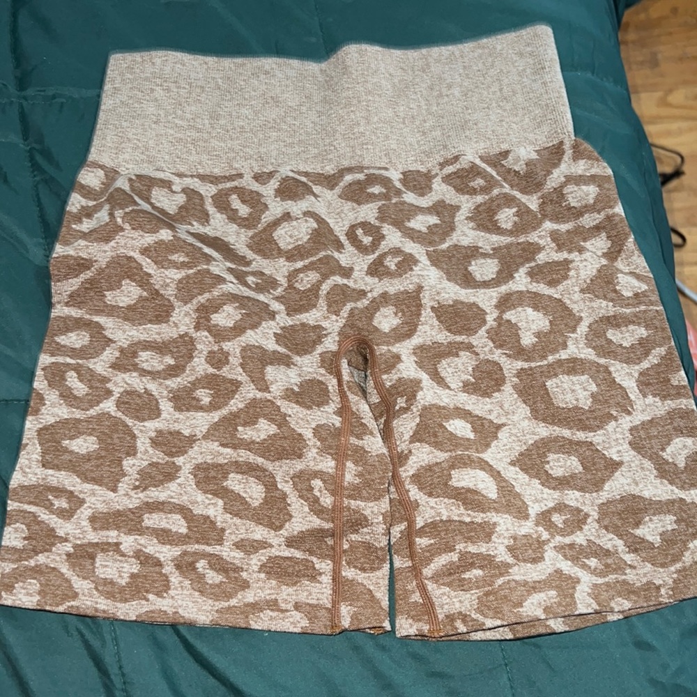 NVGTN shorts